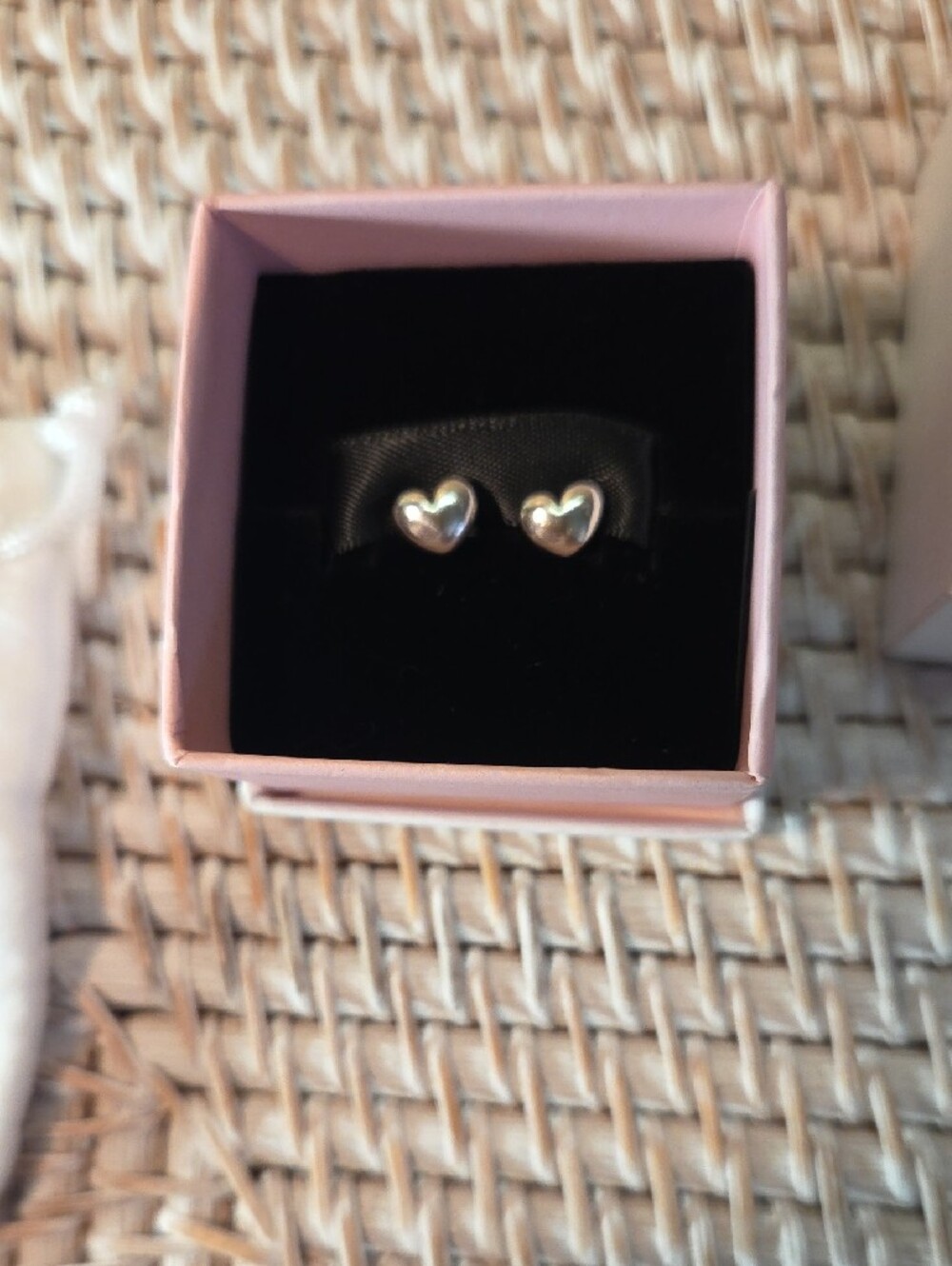 Pandora 925 Ale Silver Heart Stud Earrings with Pink Gift Box - Picture 2 of 4